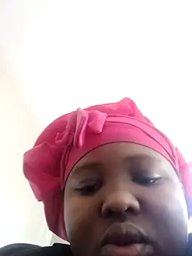 queenxdede online show from October 2025 01:04:02 PM