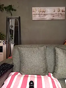 Snapshot of Boobylicious_BB chatting on October 2025 09:34:01 PM Boobylicious BB online show from October 2025 09:34:01 PM