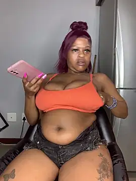 Snapshot of Boobylicious_BB chatting on January 2026 08:01:02 PM Boobylicious BB online show from January 2026 08:01:02 PM