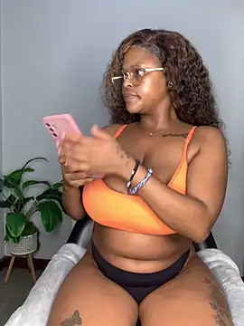 Snapshot of Boobylicious_BB chatting on February 2026 09:13:02 AM Boobylicious BB online show from February 2026 09:13:02 AM