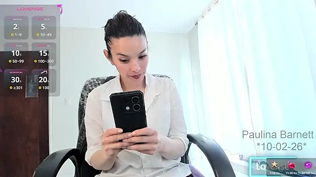 paulinabarnett- online show from February 2026 12:53:02 PM