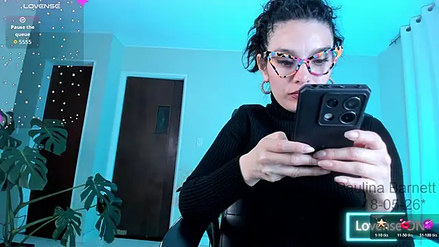 Snapshot of paulinabarnett- chatting on May 2026 02:51:02 AM paulinabarnett- online show from May 2026 02:51:02 AM