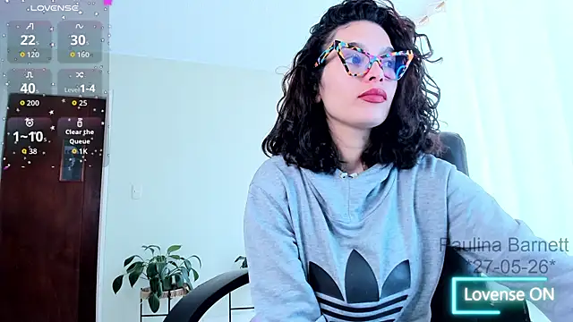 Snapshot of paulinabarnett- chatting on May 2026 03:20:02 PM paulinabarnett- online show from May 2026 03:20:02 PM