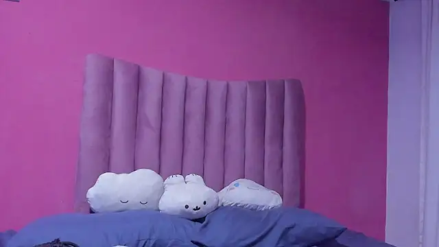 Snapshot of JustiinJazmin chatting on December 2024 01:36:02 AM JustiinJazmin online show from December 2024 01:36:02 AM