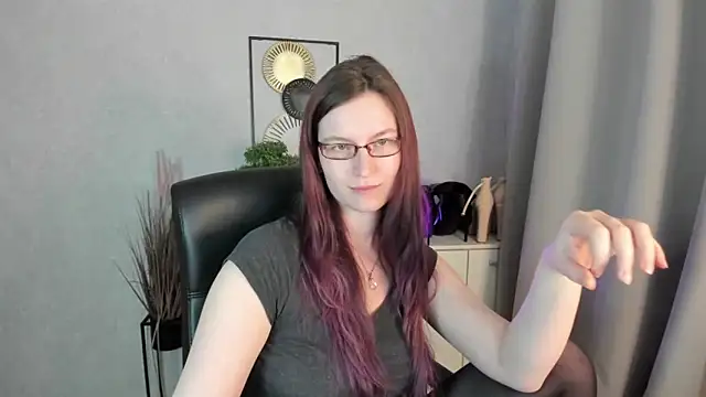 emmaxDelight online show from March 2026 05:36:01 PM