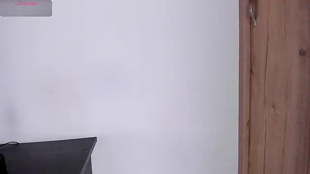 Mia ross16 online show from March 2025 07:45:02 PM