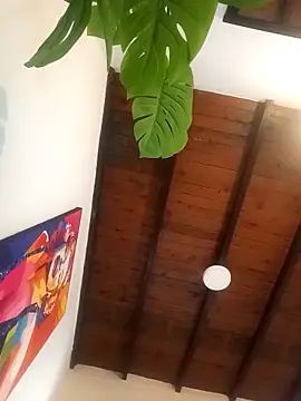 Mia ross16 online show from March 2025 04:39:02 PM