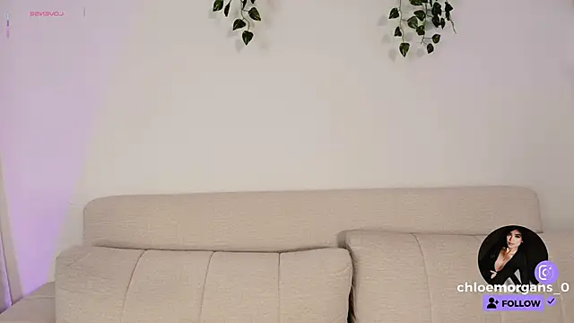 Chloe Morgans online show from November 2025 10:48:02 AM