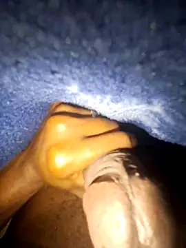 RovingAlcove online show from April 2026 11:52:02 AM