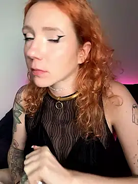 Snapshot of alt_cutie chatting on October 2025 03:23:02 PM alt cutie online show from October 2025 03:23:02 PM