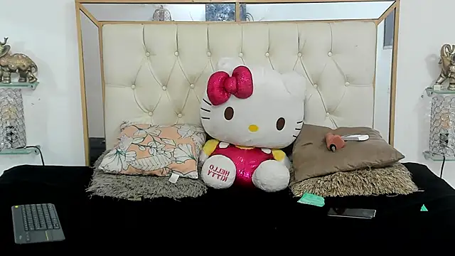 camila sex latina online show from January 2025 02:24:02 AM