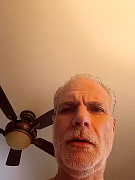 Snapshot of Hand69someguy chatting on March 2025 08:43:01 PM Hand69someguy online show from March 2025 08:43:01 PM