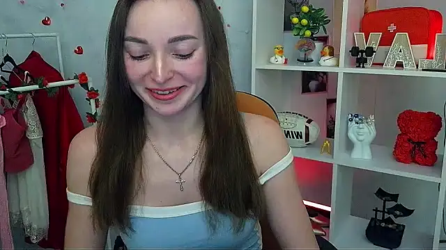  Barbie Kiss  online show from February 2026 05:20:01 PM