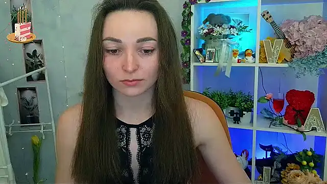  Barbie Kiss  online show from March 2026 03:18:01 PM