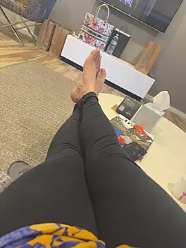 heena13 online show from April 2026 06:49:02 AM