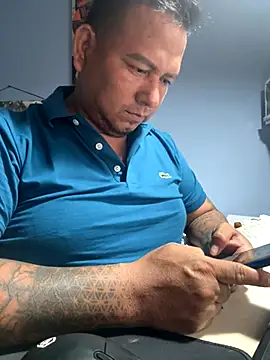 siatodo02 online show from September 2025 09:39:02 PM