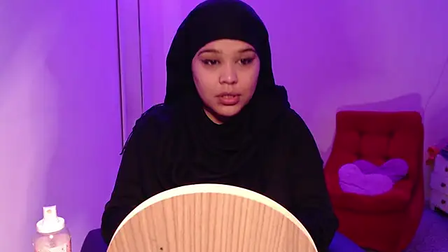 VenussTits97 online show from April 2026 12:00:02 AM