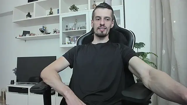 ToddClaytonn online show from April 2026 04:38:02 PM