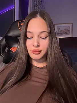 EricaWalls online show from November 2025 10:54:01 PM