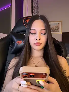 Snapshot of EricaWalls chatting on February 2026 06:45:01 PM EricaWalls online show from February 2026 06:45:01 PM