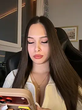 Snapshot of EricaWalls chatting on March 2026 08:36:02 PM EricaWalls online show from March 2026 08:36:02 PM