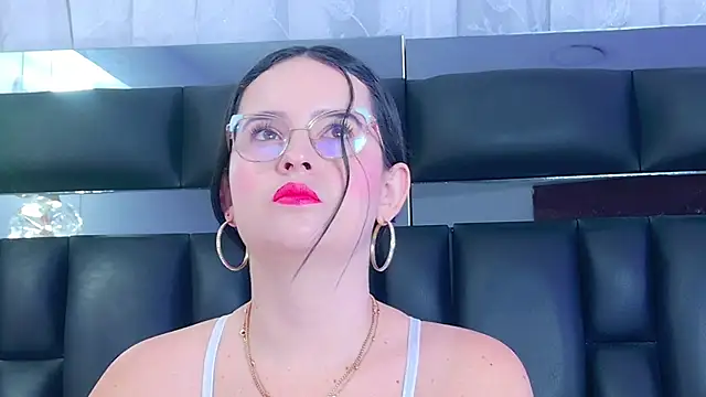 DahianaMoss online show from April 2026 11:38:01 AM