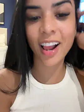 Laisabrazil online show from February 2026 09:18:02 PM