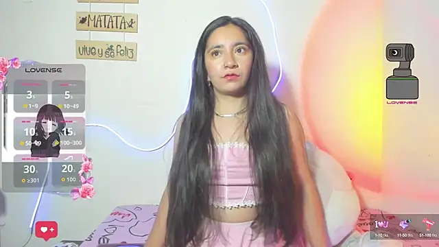 Snapshot of litle_mily_ chatting on October 2025 12:38:01 AM litle mily online show from October 2025 12:38:01 AM
