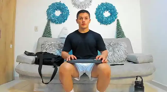 julian wallace online show from December 2024 12:32:02 AM