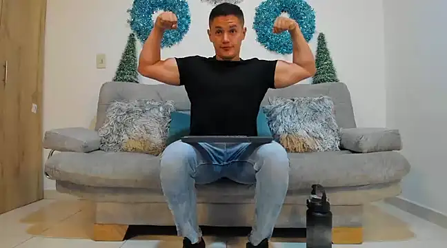 julian wallace online show from January 2025 02:01:01 AM