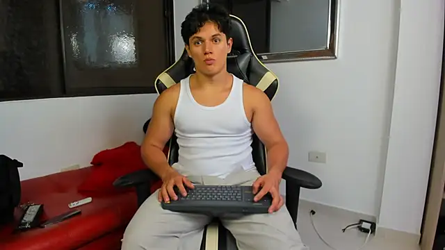 julian wallace online show from February 2026 07:34:02 PM