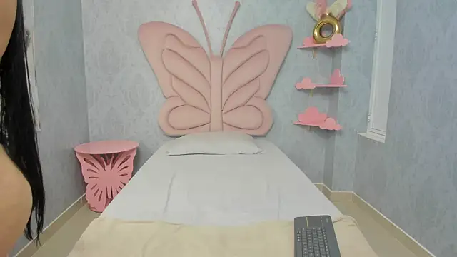 MaddyCute4u online show from February 2025 12:29:02 PM