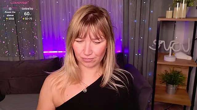 MilaBott online show from February 2025 12:38:02 AM