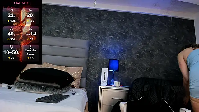 Bella Evans  online show from January 2026 06:21:02 PM