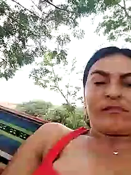 Snapshot of Horny-Mommy-Dirty chatting on March 2025 07:35:01 PM Horny-Mommy-Dirty online show from March 2025 07:35:01 PM