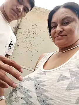 Horny-Mommy-Dirty online show from April 2026 04:52:01 PM