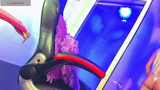 samantha official  online show from January 2025 11:56:02 PM