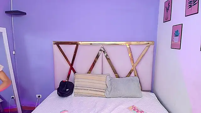 Beautifulskinny18 online show from February 2025 07:55:01 PM