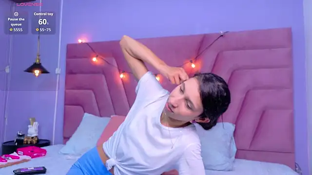 Beautifulskinny18 online show from January 2026 07:52:01 PM