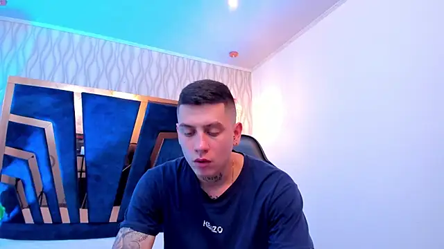 Yeiko Romero  online show from March 2025 05:46:01 PM