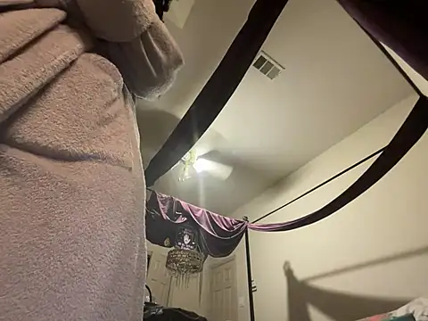 wynterheat online show from March 2025 11:49:02 AM