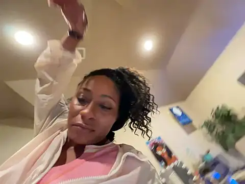 wynterheat online show from March 2025 03:33:02 AM