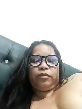 Snapshot of Sikiu_40 chatting on February 2025 06:53:02 AM Sikiu 40 online show from February 2025 06:53:02 AM