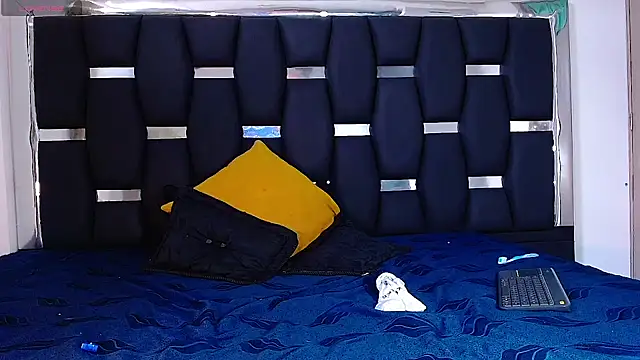 Snapshot of RyanRizzo chatting on February 2025 04:03:02 PM RyanRizzo online show from February 2025 04:03:02 PM