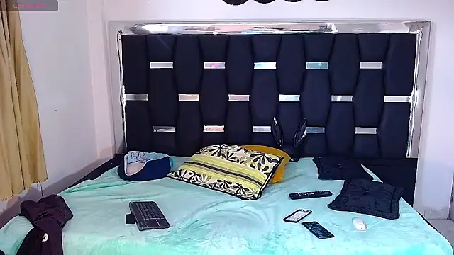 Snapshot of RyanRizzo chatting on February 2025 09:04:02 PM RyanRizzo online show from February 2025 09:04:02 PM