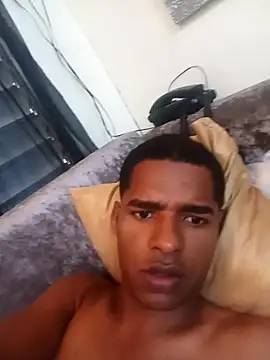 Snapshot of Jeanfamoso chatting on October 2025 01:23:01 PM Jeanfamoso online show from October 2025 01:23:01 PM