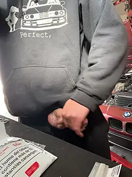 donnuozfutura online show from March 2025 12:44:02 PM