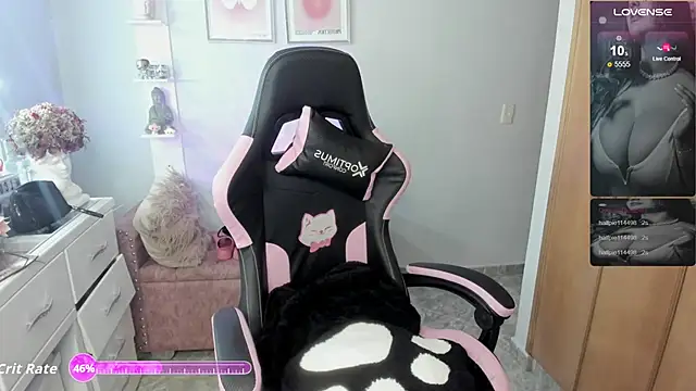 Melannyy  online show from April 2026 01:42:02 AM