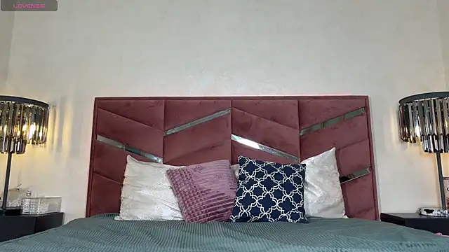 dollfromvenus online show from September 2025 01:16:02 PM