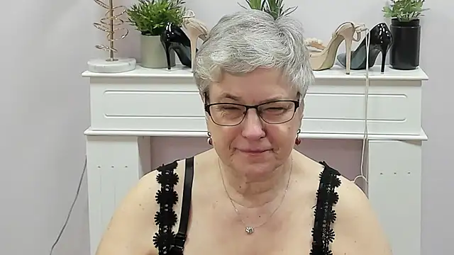 IrisDream online show from March 2026 07:01:02 AM